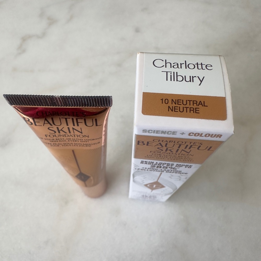 Charlotte Tilbury Beautiful Skin Foundation ~ 10 NEUTRAL ~ 1 fl oz ~ New in Box - Picture 3 of 4